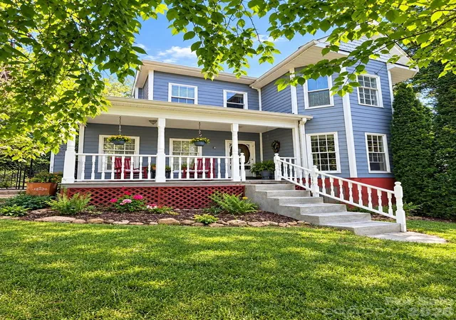 Photo 1 of Single family home for sale at 2225 Bald Crk Rd, Clyde, NC 28721 | MLS# 4375884 | Listing updated on 2026-10-01
