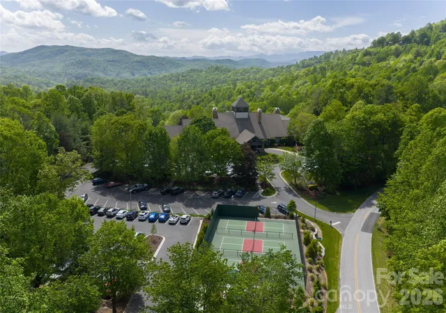 Photo 48 of Single family home for sale at 99 Little Cherokee Ridge, Hendersonville, NC 28739 | MLS# 4375910 | Listing updated on 2026-09-20