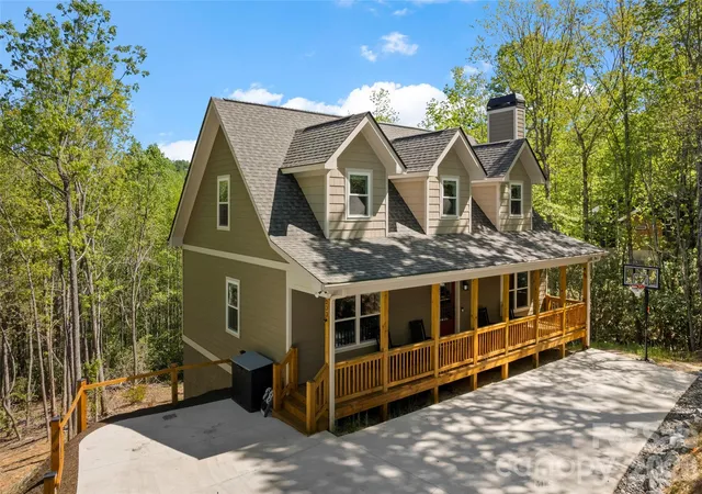 Photo 1 of Single family home for sale at 233 Arcadia Fls Way, Black Mountain, NC 28711 | MLS# 4375921 | Listing updated on 2026-09-16