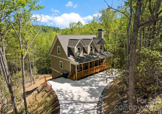 Photo 3 of Single family home for sale at 233 Arcadia Fls Way, Black Mountain, NC 28711 | MLS# 4375921 | Listing updated on 2026-09-16