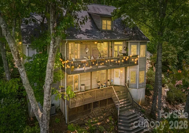 Photo 2 of Single family home for sale at 5 Saddle Ridge, Fletcher, NC 28732 | MLS# 4375966 | Listing updated on 2026-10-07