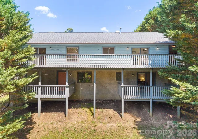 Photo 3 of Single family home for sale at 16 Zachary Ridge Rd, Asheville, NC 28804 | MLS# 4376001 | Listing updated on 2026-09-06