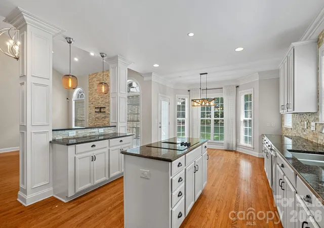 Photo 3 of Single family home for sale at 11215 Warfield Ave, Huntersville, NC 28078 | MLS# 4376014 | Listing updated on 2026-10-10