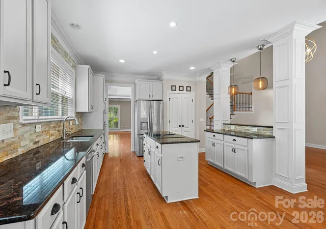 Photo 4 of Single family home for sale at 11215 Warfield Ave, Huntersville, NC 28078 | MLS# 4376014 | Listing updated on 2026-10-10