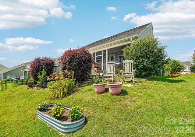Homes for sale in Statesville, NC | 131 Jana Dr, Statesville, NC 28677 | MLS# 4376033
