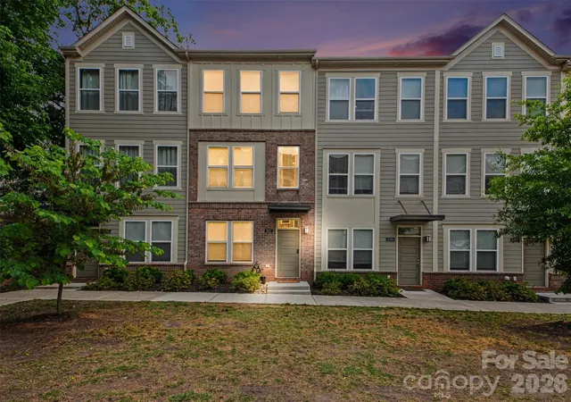 2nd image of 2011 Federation Ct, Charlotte, NC 28205 | MLS# 4376038