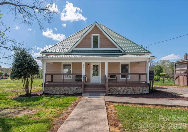 2nd image of 274 Charles St, Clyde, NC 28721 | MLS# 4376057