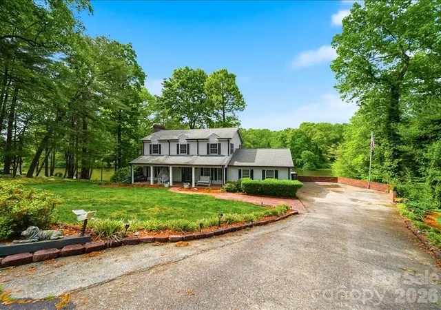 Homes for sale in Granite Falls, NC | 6 Woodland Cir, Granite Falls, NC 28630 | MLS# 4376077