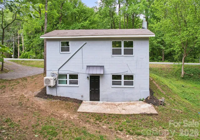 2nd image of 1014 N Mountain St, Cherryville, NC 28021 | MLS# 4376078