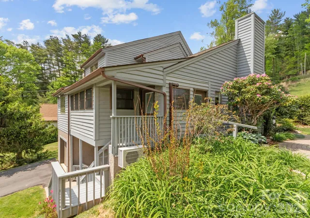 48th image of 317 Robertson St, Burnsville, NC 28714 | MLS# 4376081