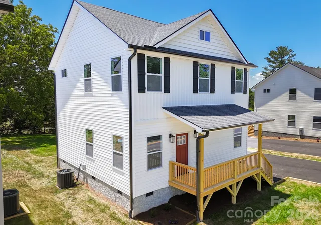 Single family home for sale at 430 Hazel Ml Rd, Asheville, NC 28806 | MLS# 4376103 | Listing updated on 2026-10-21