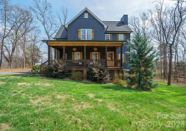 Photo 1 of Single family home for sale at 160 Mullis Rd, Harmony, NC 28634 | MLS# 4376136 | Listing updated on 2026-05-28
