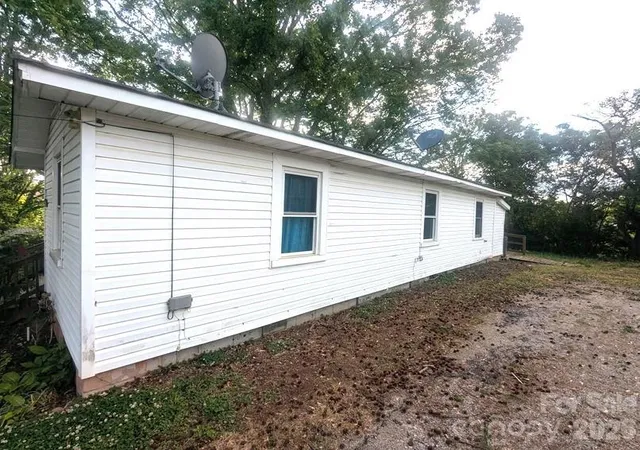 Homes for sale in Marion, NC | 901 State St #Ext, Marion, NC 28752 | MLS# 4376185