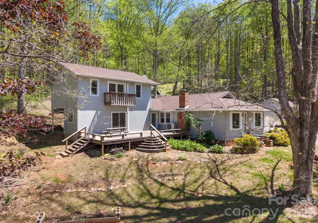 Photo 1 of Single family home for sale at 290 Hookers Gap Rd, Candler, NC 28715 | MLS# 4376195 | Listing updated on 2026-05-16