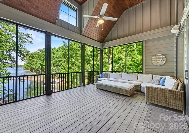 Photo 4 of Single family home for sale at 142 Lakeview Shrs Loop, Mooresville, NC 28117 | MLS# 4376202 | Listing updated on 2026-10-07
