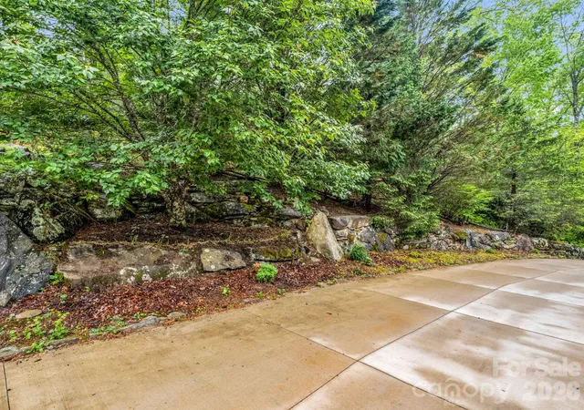 Photo 48 of Single family home for sale at 180 Canaday Dr, Brevard, NC 28712 | MLS# 4376218 | Listing updated on 2026-09-05