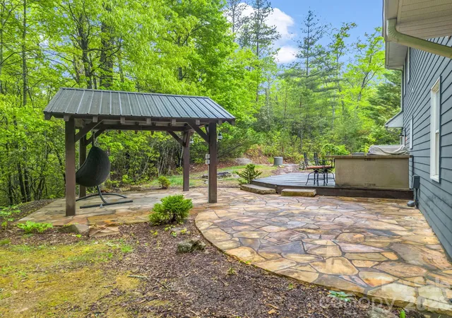 Photo 4 of Single family home for sale at 180 Canaday Dr, Brevard, NC 28712 | MLS# 4376218 | Listing updated on 2026-10-20