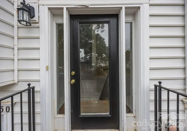 5th image of 2750 Avalon Loop Rd, Charlotte, NC 28269 | MLS# 4376282