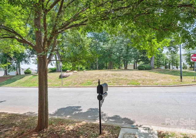 Homes for sale in Huntersville, NC | 11612 Galashiels Dr, Huntersville, NC 28078 | MLS# 4376286
