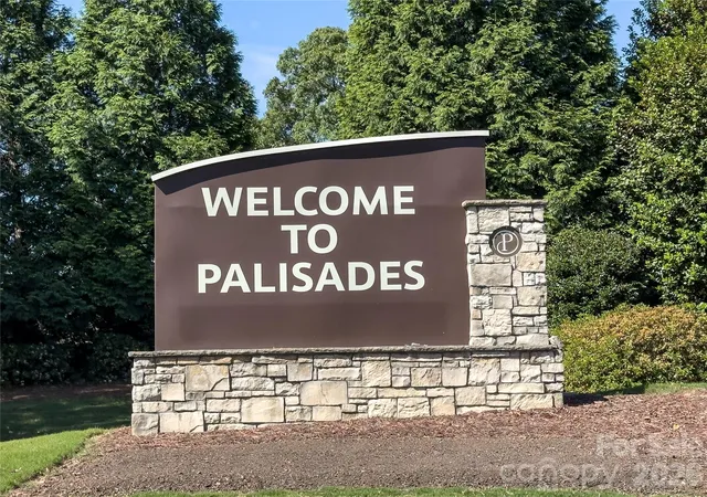 image of 14027 Heron Crest Tr, Charlotte, NC 28278 | MLS# 4376291