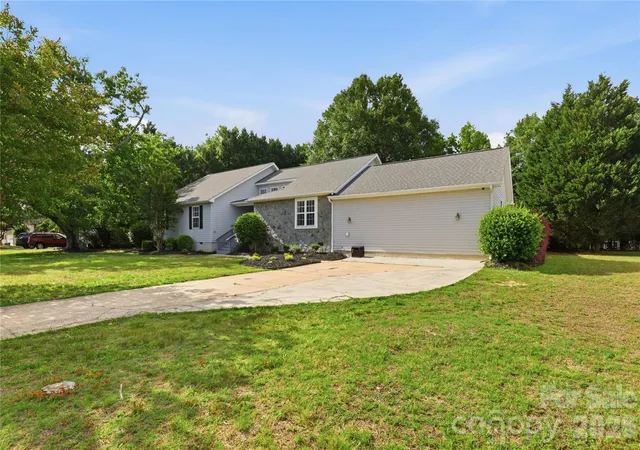 Homes for sale in Fort Mill, SC | 1689 Willowbrook Dr, Fort Mill, SC 29708 | MLS# 4376340