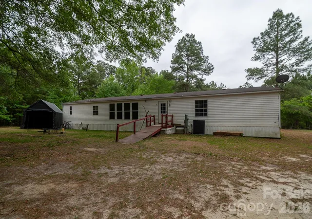 Photo 3 of Single family home for sale at 3133 Magnolia Rd, Bennettsville, SC 29512 | MLS# 4376342 | Listing updated on 2026-07-29