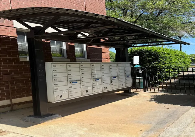 3rd image of 792 N Davidson St N, Charlotte, NC 28202