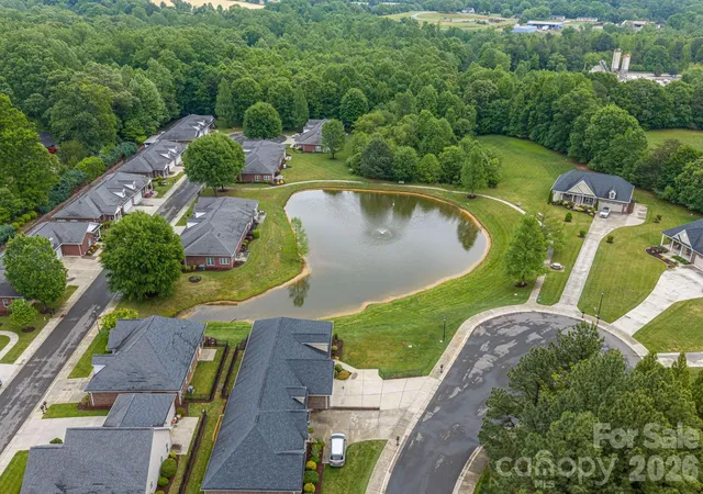 Photo 4 of Townhouse for sale at 201 T R Harris Dr, Shelby, NC 28150 | MLS# 4376451 | Listing updated on 2026-08-14