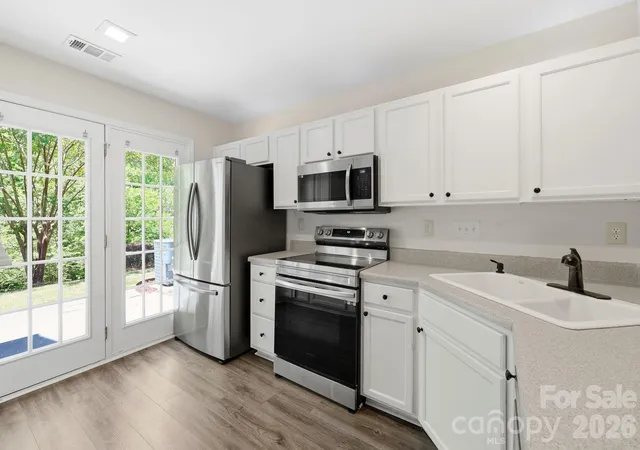4th image of 2540 Brackley Pl Nw, Concord, NC 28027 | MLS# 4376466