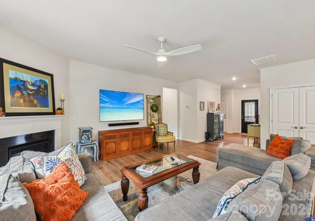 5th image of 1328 Dali Blvd, Mount Holly, NC 28120 | MLS# 4376476
