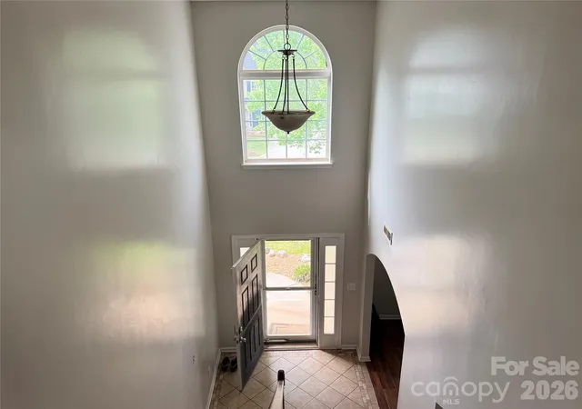 Photo 3 of Sale Pending at 5305 Grandover Dr, Gastonia, NC 28054 | MLS# 4376492 | Listing updated on 2026-09-28