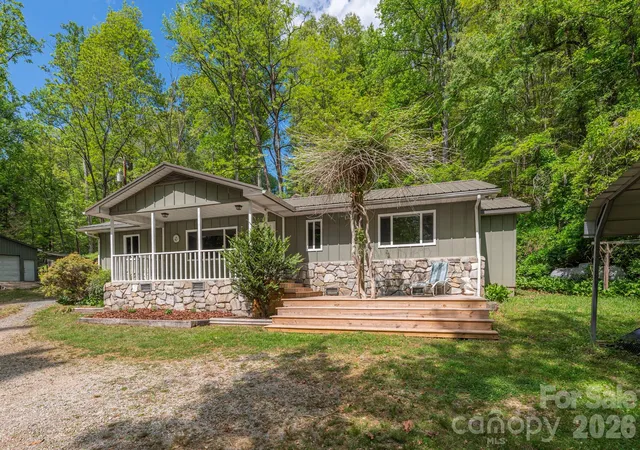 Photo 4 of Single family home for sale at 155 Old Starnes Cvs Rd, Asheville, NC 28806 | MLS# 4376505 | Listing updated on 2026-09-30