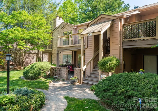 Homes for sale in Asheville, NC | 38 Ravencroft Ln #E, Asheville, NC 28803 | MLS# 4376530