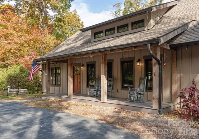 Photo 2 of Single family home for sale at 142 Davids Tr, Pisgah Forest, NC 28768 | MLS# 4376531 | Listing updated on 2026-05-09