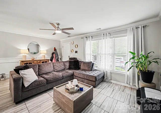 5th image of 5909 Cougar Ln, Charlotte, NC 28269 | MLS# 4376540