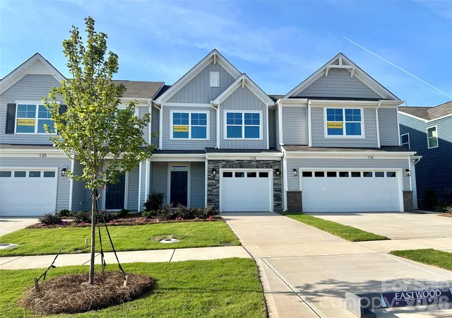 Photo 1 of Townhouse for sale at 118 Pointer Trl, Troutman, NC 28166 | MLS# 4376566 | Listing updated on 2026-08-26