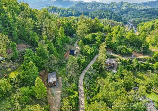 Photo 46 of Sale Pending at 137 Red Maple Ln, Burnsville, NC 28714 | MLS# 4376573 | Listing updated on 2026-09-01
