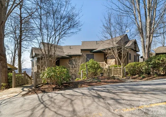 Photo 1 of Condo for sale at 600 Andrew Banks Rd #D4, Burnsville, NC 28714 | MLS# 4376587 | Listing updated on 2026-08-03