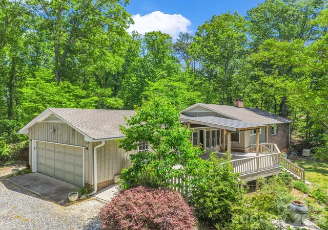2nd image of 7 Hearthstone Ln, Landrum, SC 29356 | MLS# 4376609