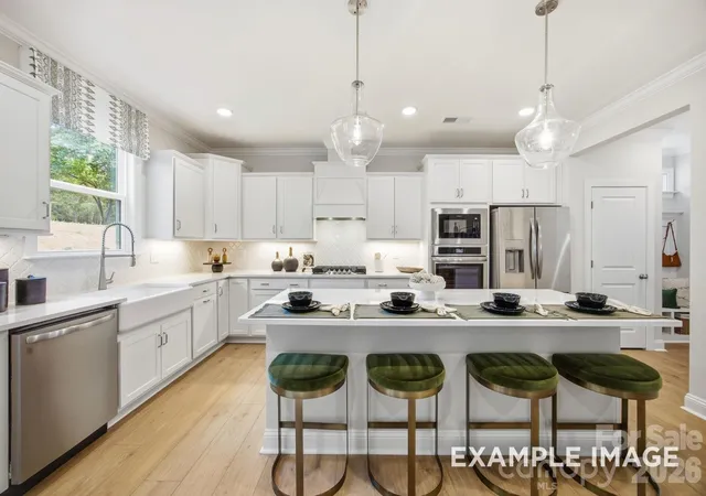 Photo 4 of Single family home for sale at 160 Windgate Way, Mooresville, NC 28115 | MLS# 4376643 | Listing updated on 2026-09-21