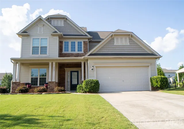Photo 1 of Single family home for sale at 3942 Kestrel Ln, Fort Mill, SC 29707 | MLS# 4376649 | Listing updated on 2026-08-21