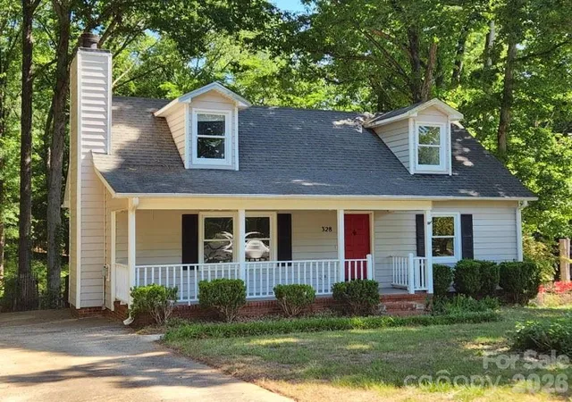2nd image of 328 Swampfox Dr, Fort Mill, SC 29715 | MLS# 4376655