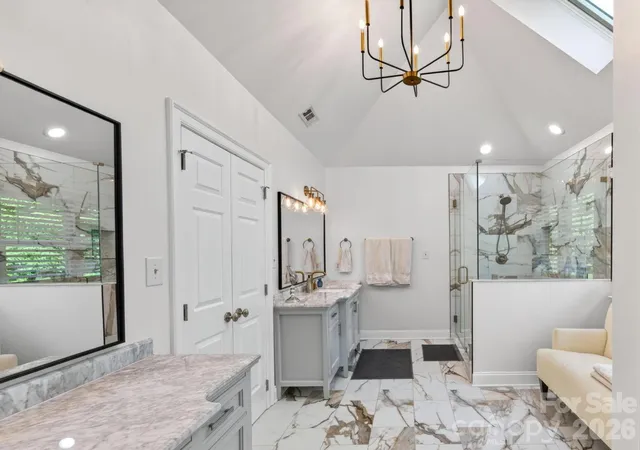Photo 3 of Single family home for sale at 1819 Kilmonack Ln, Charlotte, NC 28270 | MLS# 4376693 | Listing updated on 2026-08-11