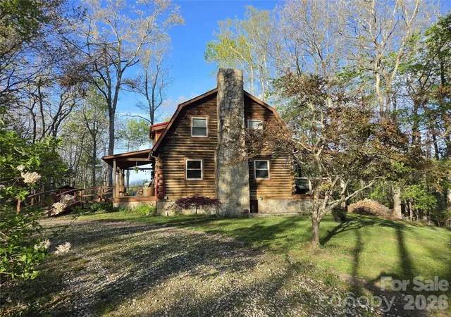 Photo 2 of Single family home for sale at 692 Buck Hl Rd, Newland, NC 28657 | MLS# 4376727 | Listing updated on 2026-10-05
