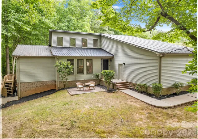 Homes for sale in Dallas, NC | 128 Spencer Woods Dr, Dallas, NC 28034 | MLS# 4376736