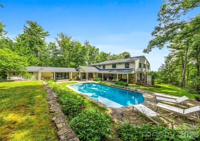 48th image of 10 Kalimar Hts, Hendersonville, NC 28739 | MLS# 4376746