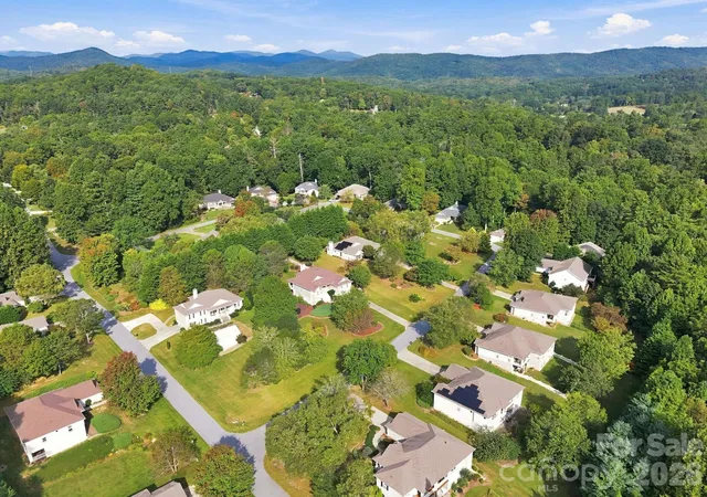 Photo 1 of Single family home for sale at 57 Talon Trl Ln, Etowah, NC 28729 | MLS# 4376789 | Listing updated on 2026-10-16