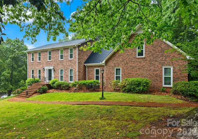 Homes for sale in Rock Hill, SC | 2510 Meredith Ct, Rock Hill, SC 29732 | MLS# 4376822