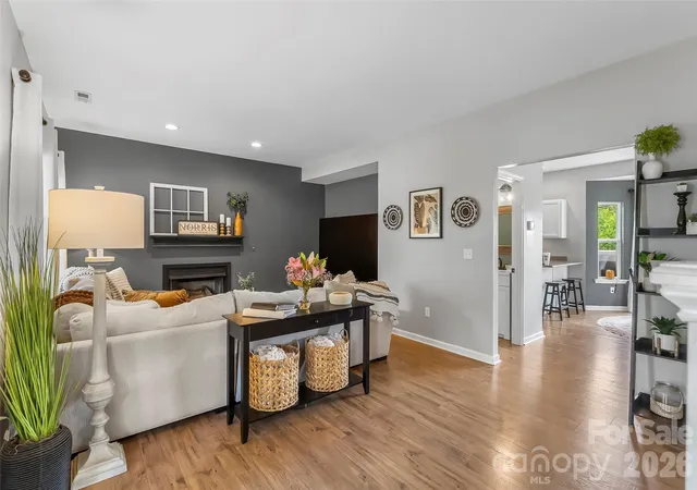 Photo 1 of Single family home for sale at 122 Fallen Spruce Dr, Asheville, NC 28806 | MLS# 4376844 | Listing updated on 2026-09-27