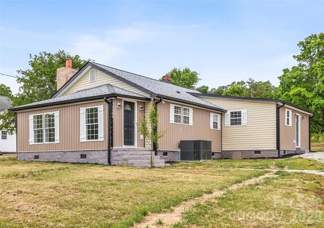 Photo 1 of Single family home for sale at 2480 Artz Rd, Salisbury, NC 28146 | MLS# 4376858 | Listing updated on 2026-09-21